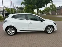 Gebraucht Renault Clio V Evolution 67 PS (49 kW) 2024 Weiß Kleinwagen