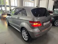 Gebraucht Mercedes B200 Sport 140 PS (102 kW) 2006 Grau Van / Kleinbus