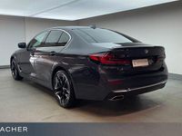 Gebraucht BMW 530 Efficient Dynamics 245 PS (180 kW) 2023 Sophistograu brillanteffekt Limousine