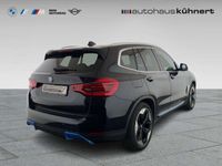 gebraucht BMW iX3 Impressive ACC PanoSD SpurAss 360° AHK HUD