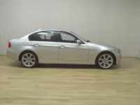 Gebraucht BMW 320 150 PS (110 kW) 2005 Titansilber metallic Limousine