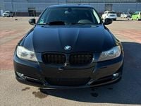 Gebraucht BMW 320 184 PS (135 kW) 2011 Schwarz Limousine