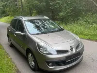 Gebraucht Renault Clio LE 111 PS (81 kW) 2009 Gold Limousine