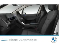 Gebraucht BMW 220 Active Tourer 170 PS (125 kW) 2025 Alpinweiß Van / Kleinbus