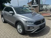 Gebraucht VW T-Roc Life 150 PS (110 kW) 2022 Silber SUV