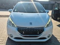 Gebraucht Peugeot 208 GTi 200 PS (147 kW) 2013 Weiß Kleinwagen