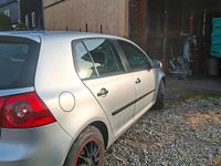 Gebraucht VW Golf V 90 PS (66 kW) 2003 Silber Kleinwagen