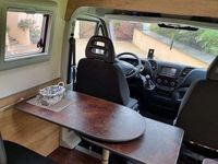 Second-hand Iveco Daily 126 CP (92 kW) 2015 Alb Van