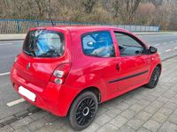 Gebraucht Renault Twingo Authentique 58 PS (42 kW) 2011 Rot Kleinwagen