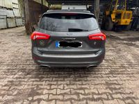 Gebraucht Ford Focus Vignale 150 PS (110 kW) 2020 Grau Kombi