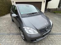 Gebraucht Mercedes A160 95 PS (69 kW) 2012 Grau Limousine