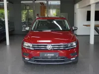 Gebraucht VW Tiguan Allspace Highline 150 PS (110 kW) 2020 Rot metallic SUV