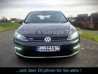 Gebraucht VW Golf 100 kW (136 PS) 2020 Grau Limousine