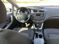 Gebraucht Kia Ceed Edition 7 99 PS (72 kW) 2013 (e5b) winchestergrau met. Kleinwagen