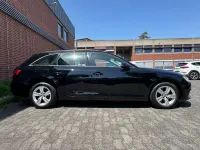 Gebraucht Audi A4 Basis 150 PS (110 kW) 2017 Schwarz Kombi