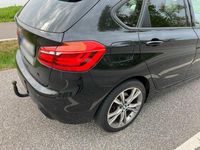 Gebraucht BMW 220 Sport Line 190 PS (139 kW) 2018 Schwarz SUV