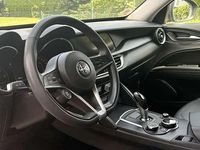 Gebraucht Alfa Romeo Stelvio Executive 179 PS (131 kW) 2018 Grau SUV
