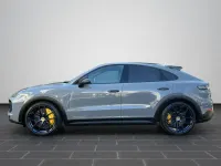 Gebraucht Porsche Cayenne 641 PS (471 kW) 2022 Arktikgrau (metallic) SUV