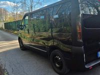 Gebraucht Opel Vivaro 100 PS (73 kW) 2004 Schwarz Van / Kleinbus