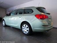 Gebraucht Opel Astra Edition 120 PS (88 kW) 2012 Grün Kombi