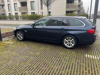 Gebraucht BMW 520 184 PS (135 kW) 2011 Schwarz Kombi