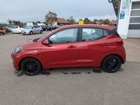 Gebraucht Hyundai i10 Advanced 67 PS (49 kW) 2021 Rot Kleinwagen