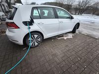 Gebraucht VW Golf 100 kW (136 PS) 2020 Weiß Limousine