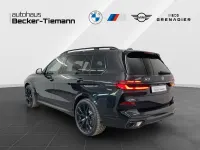 Neu BMW X7 Exclusive 352 PS (258 kW) 2026 Schwarz SUV
