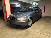 Gebraucht BMW 318 143 PS (105 kW) 2002 Blau Limousine