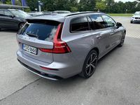 Gebraucht Volvo V60 Plus 197 PS (144 kW) 2025 Silber Kombi