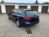 Gebraucht VW Passat 120 PS (88 kW) 2016 Blau Kombi