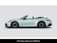 Gebraucht Porsche 992 541 PS (397 kW) 2025 Gruen Cabrio