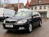 Gebraucht Skoda Octavia Ambition 105 PS (77 kW) 2012 Schwarz Kombi