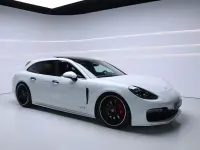Gebraucht Porsche Panamera GTS Sport 460 PS (338 kW) 2019 Weiß Kleinwagen