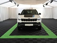 Gebraucht Jeep Compass Trailhawk 241 PS (177 kW) 2024 Alpine white SUV