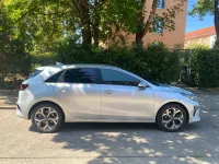Gebraucht Kia Ceed Spirit 140 PS (102 kW) 2018 Silber Kleinwagen