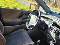 Gebraucht Suzuki Liana 90 PS (66 kW) 2002 Rot Kombi