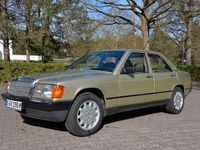 Gebraucht Mercedes 190 118 PS (86 kW) 1986 Silber Limousine