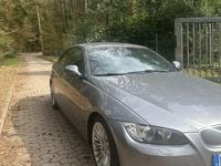 Gebraucht BMW 320 184 PS (135 kW) 2010 Grau Coupé