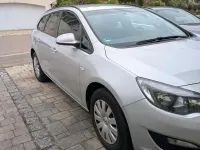 Gebraucht Opel Astra Style 110 PS (80 kW) 2014 Silber Kombi