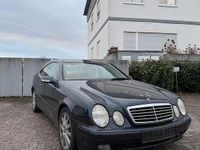 Gebraucht Mercedes CLK220 163 PS (119 kW) 2001 Blau Coupé