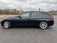 Gebraucht BMW 318 150 PS (110 kW) 2015 Schwarz Kombi