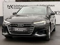 Gebraucht Audi A4 Advanced 163 PS (119 kW) 2023 Mythosschwarz metallic Kombi