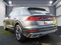 Gebraucht Audi Q8 S-Line 250 PS (183 kW) 2023 Grau SUV