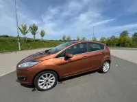 Gebraucht Ford Fiesta Ambiente 60 PS (44 kW) 2016 Braun Kleinwagen