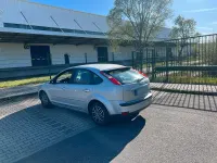 Gebraucht Ford Focus 101 PS (74 kW) 2007 Grau Limousine