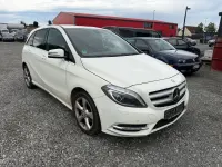 Gebraucht Mercedes B200 156 PS (114 kW) 2012 Weiß Kleinwagen