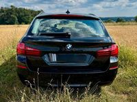 Gebraucht BMW 520 190 PS (139 kW) 2014 Schwarz Kombi