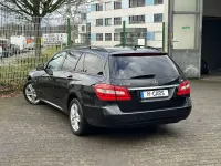 Gebraucht Mercedes E200 135 PS (99 kW) 2011 Schwarz Kombi