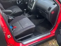 Begagnad Mitsubishi Carisma 103 HK (75 kW) 2004 Svart Sedan